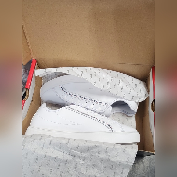 *NEW** FILA Future VC Repeat Logo Casual Sneakers from Finish Line SIZE 8.5 - Picture 14 of 14
